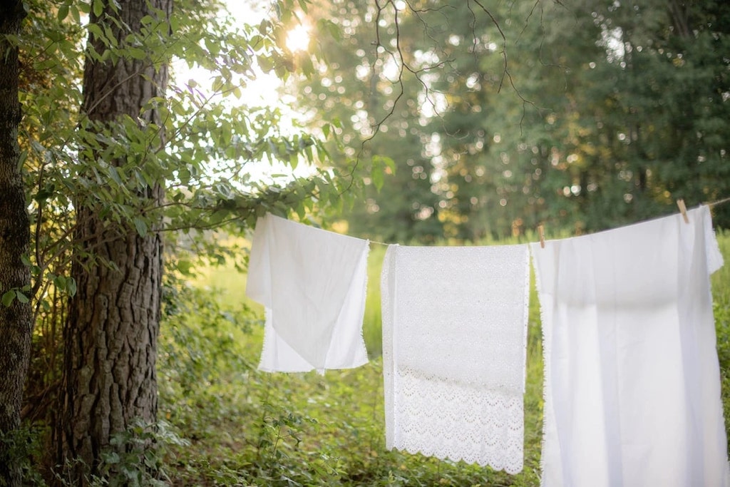 How to Wash Bed Sheets Without a Washing Machine - QuickZip Sheet