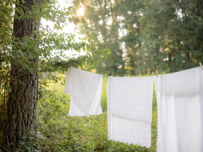 How to Wash Bed Sheets Without a Washing Machine