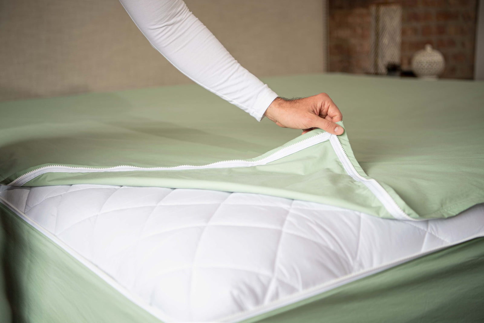 Mattress Pads-Comforters-blankets