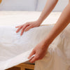 Lightweight Temperature-Regulating Comforter